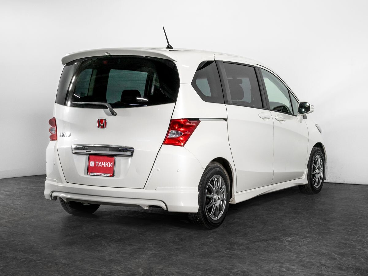 Honda Freed 2009 - фото автомобиля