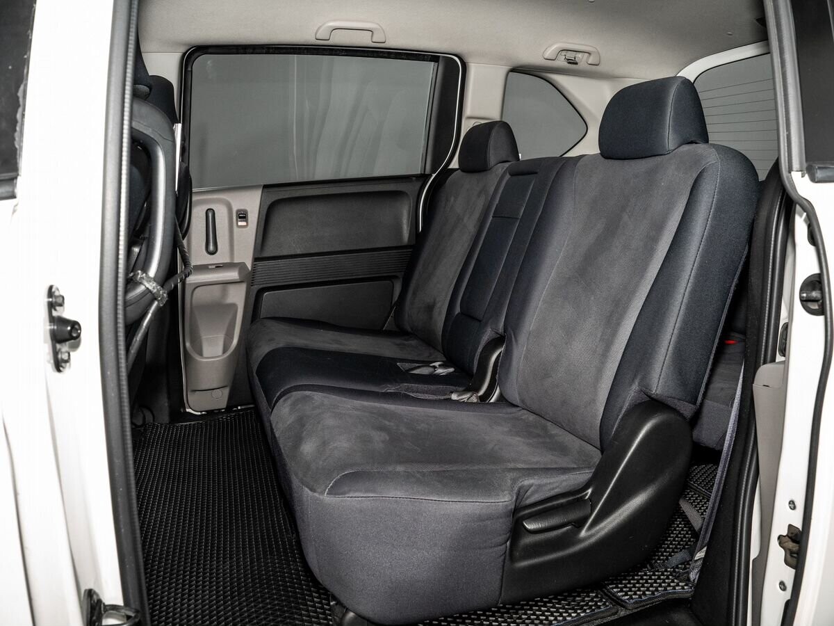 Honda Freed 2009 - фото автомобиля