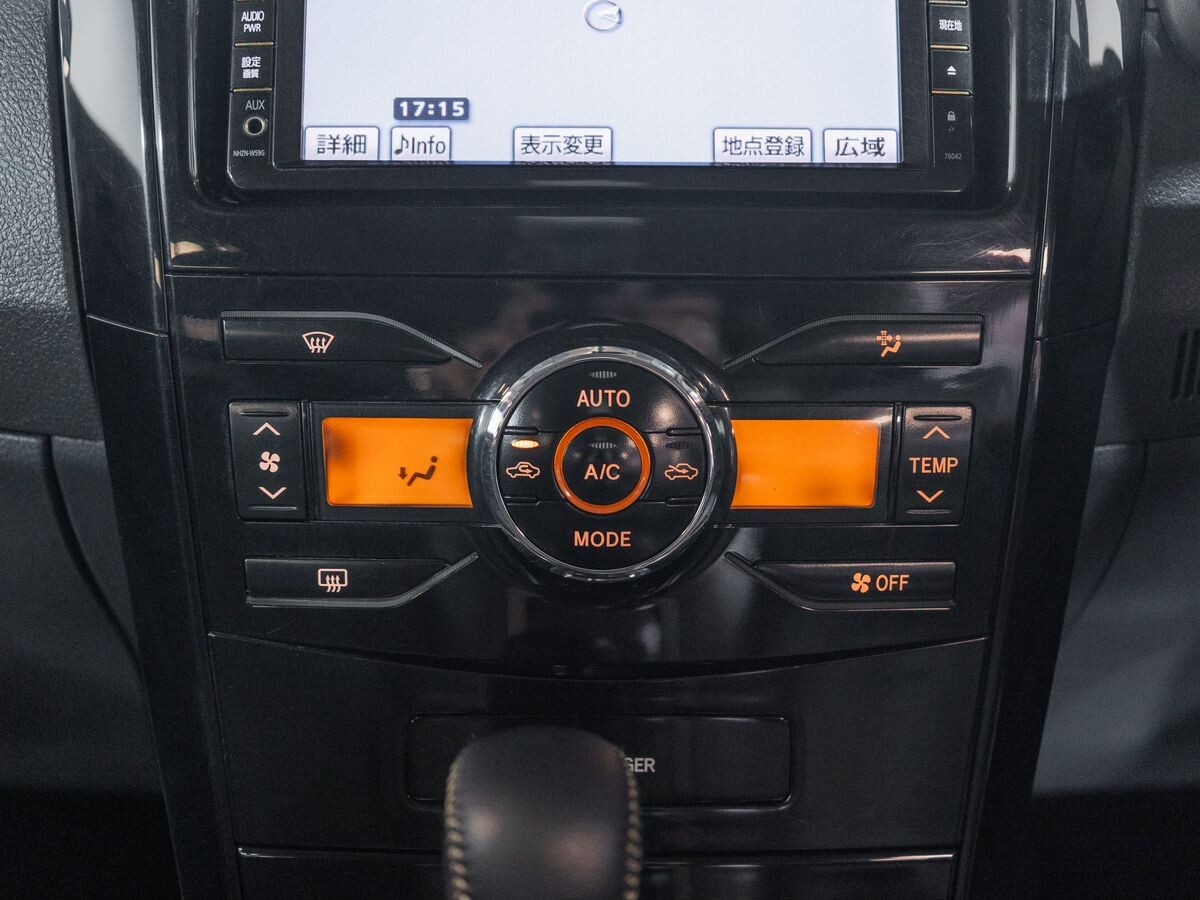 Toyota Corolla Fielder 2009 - фото автомобиля