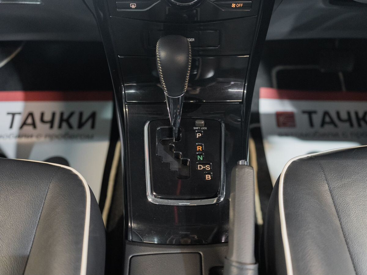 Toyota Corolla Fielder 2009 - фото автомобиля