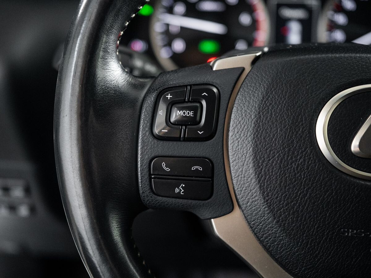 Lexus NX300h 2014 - фото автомобиля