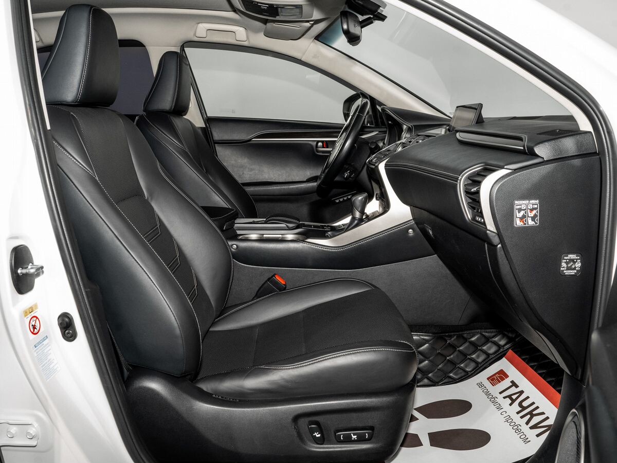 Lexus NX300h 2014 - фото автомобиля