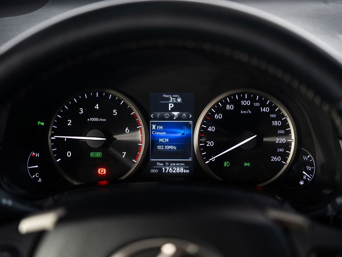 Lexus NX300h 2014 - фото автомобиля
