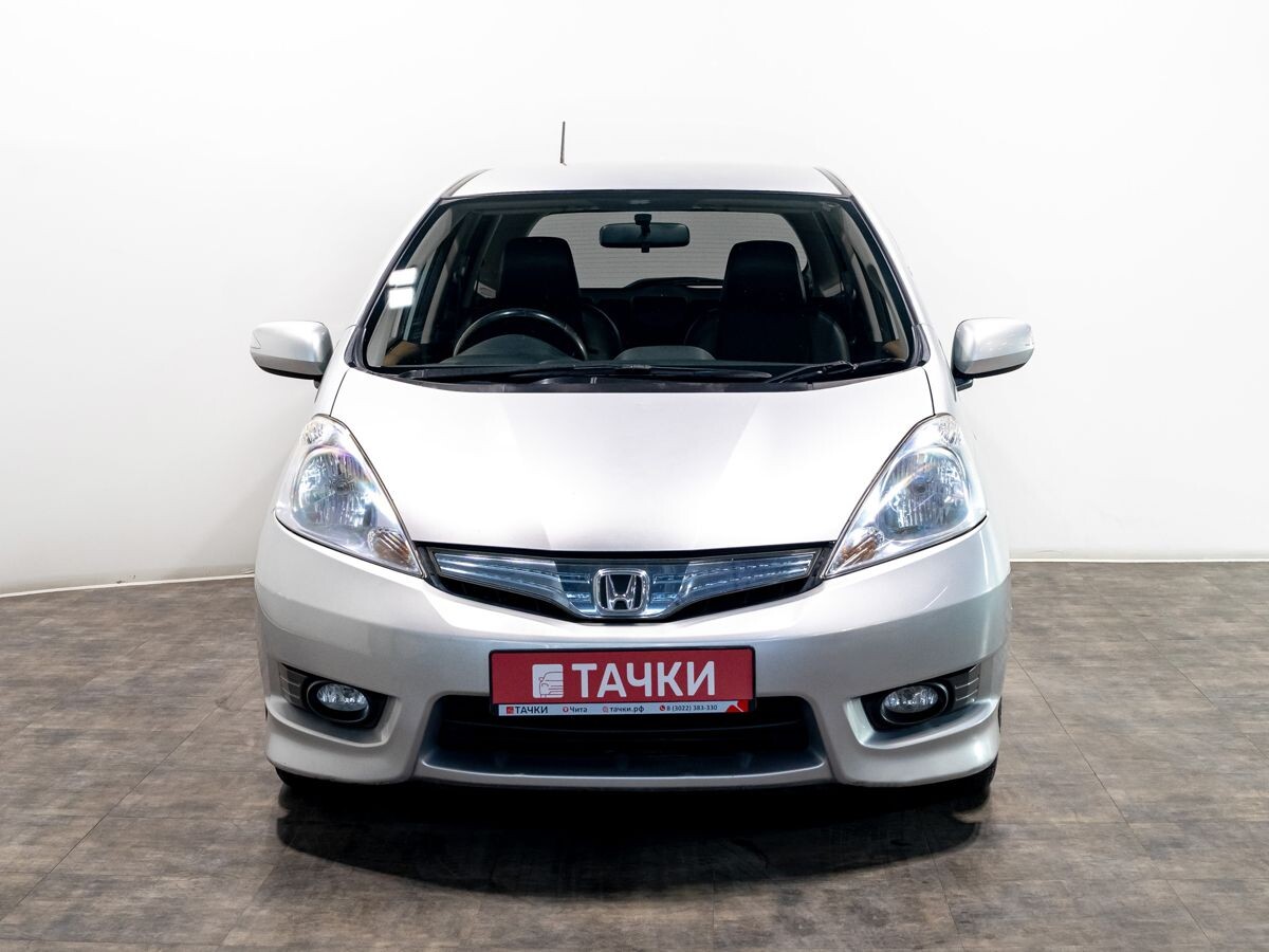 Honda Fit Shuttle 2012 - фото автомобиля