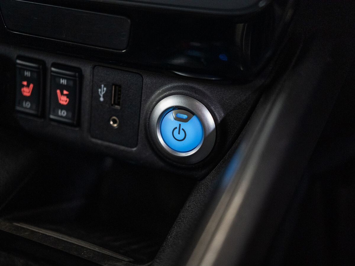 Nissan Leaf 2017 - фото автомобиля