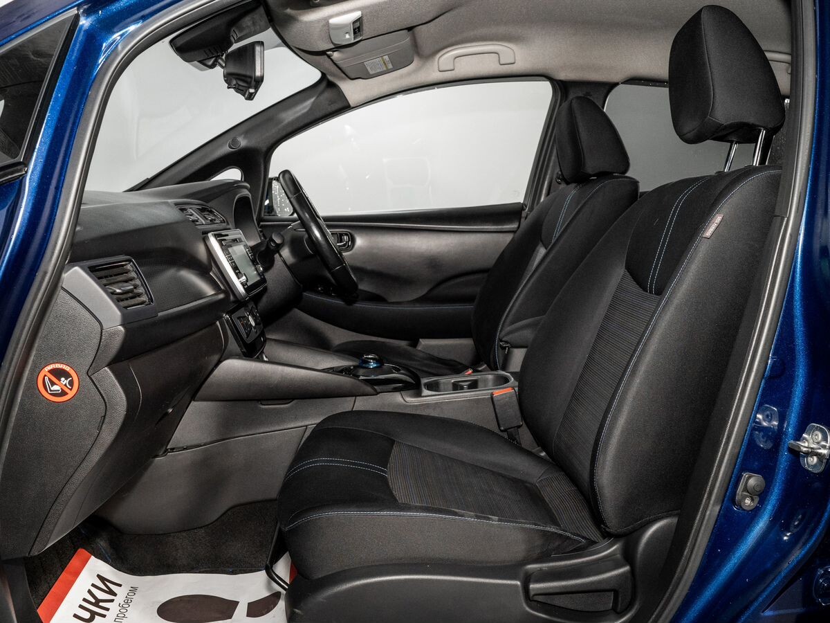 Nissan Leaf 2017 - фото автомобиля