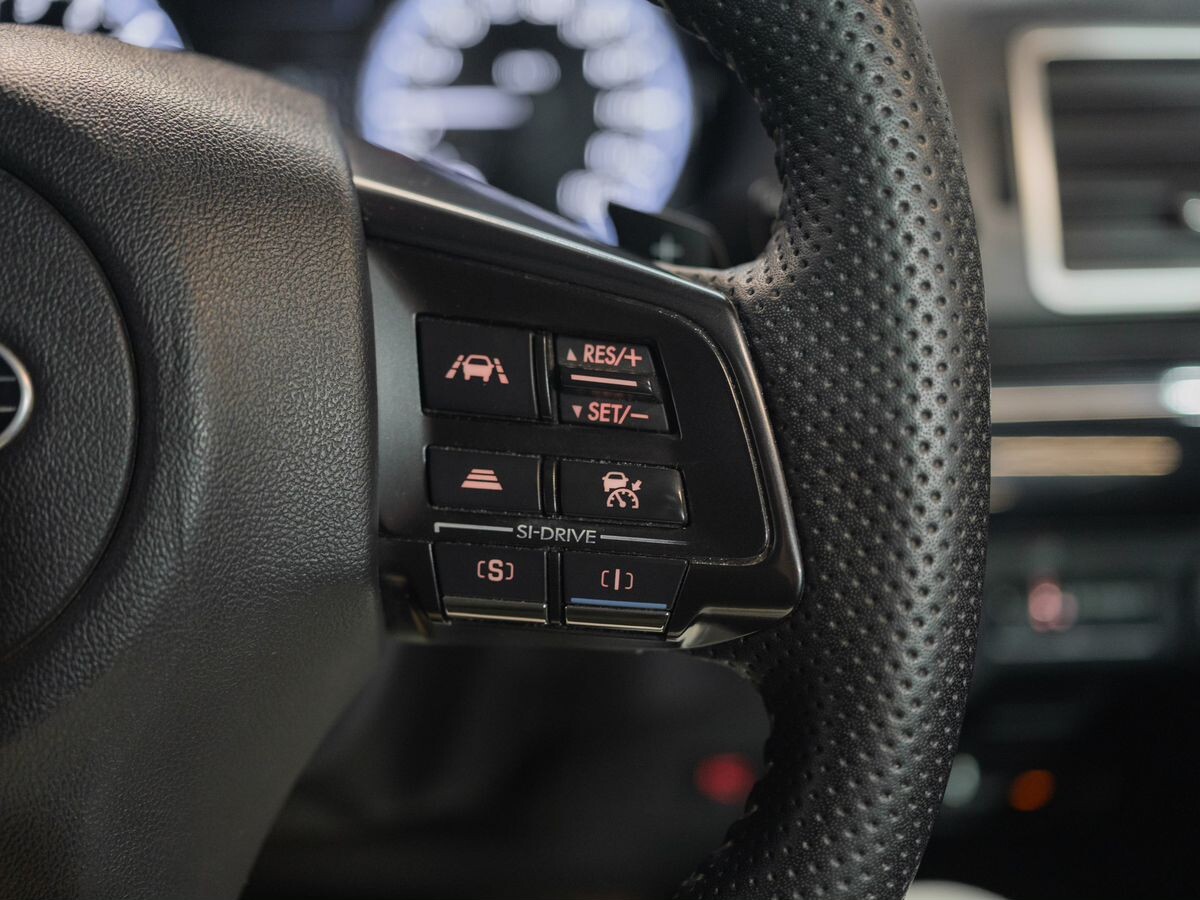 Subaru Levorg 2015 - фото автомобиля