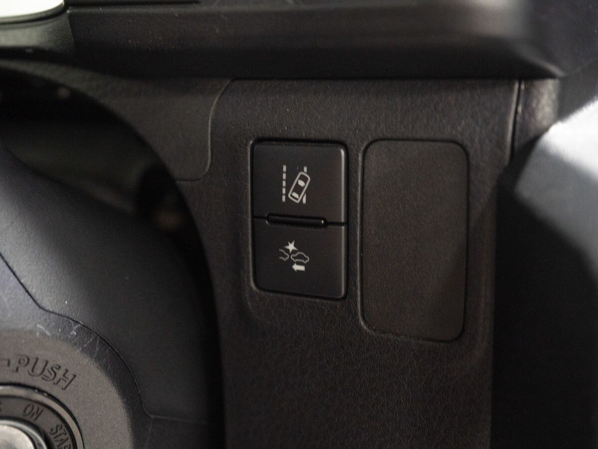 Toyota Probox 2025 - фото автомобиля