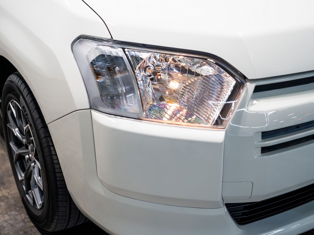 Toyota Probox 2025 - фото автомобиля