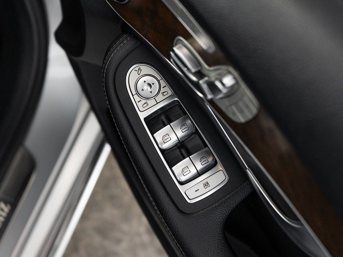 Mercedes-Benz C-Class 2018 - фото автомобиля