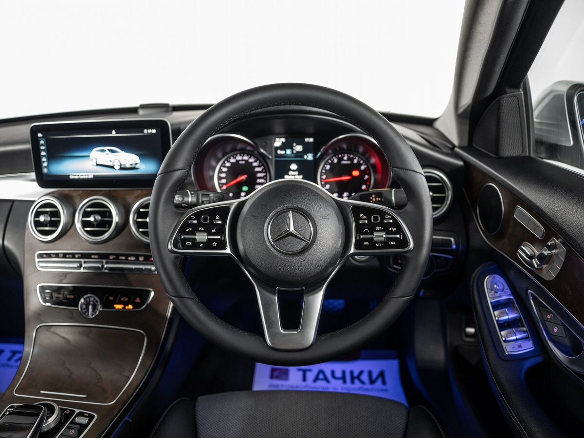 Mercedes-Benz C-Class 2018 - фото автомобиля