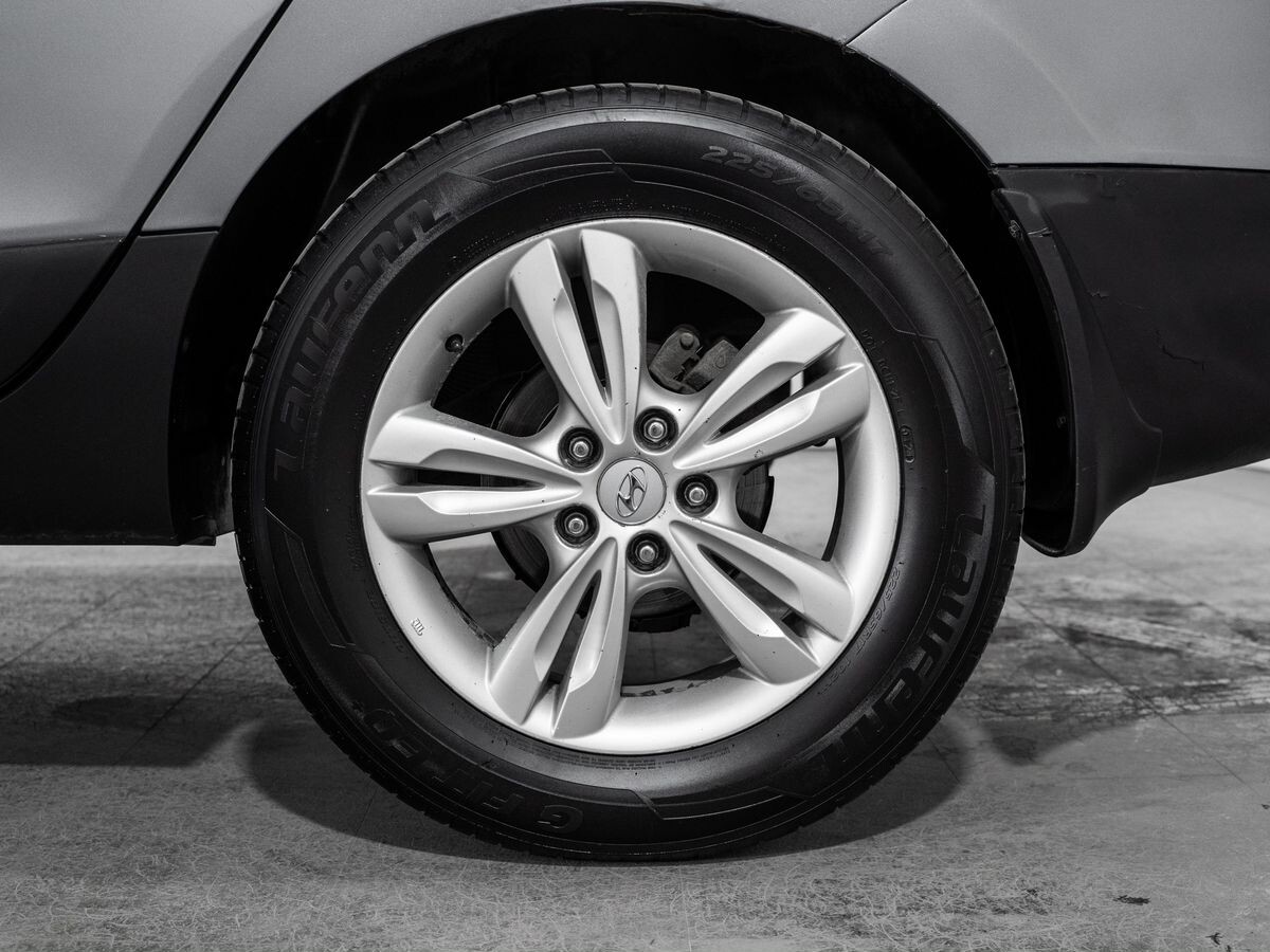 Hyundai ix35 2012 - фото автомобиля