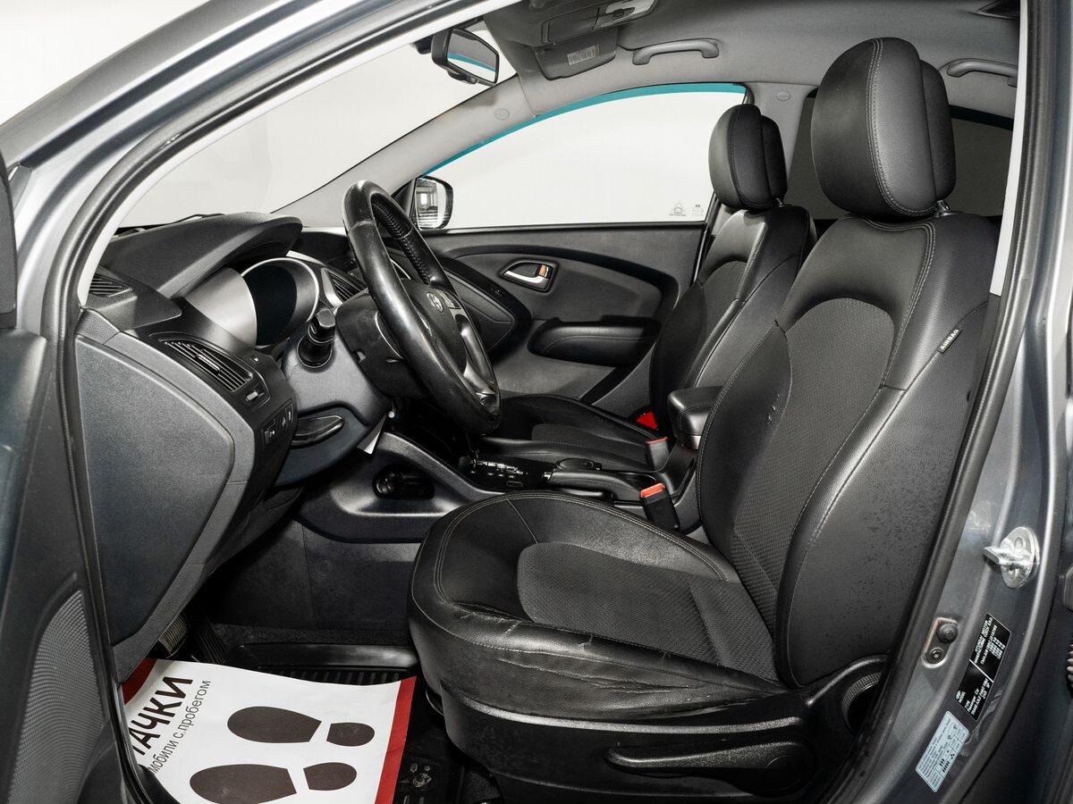 Hyundai ix35 2012 - фото автомобиля