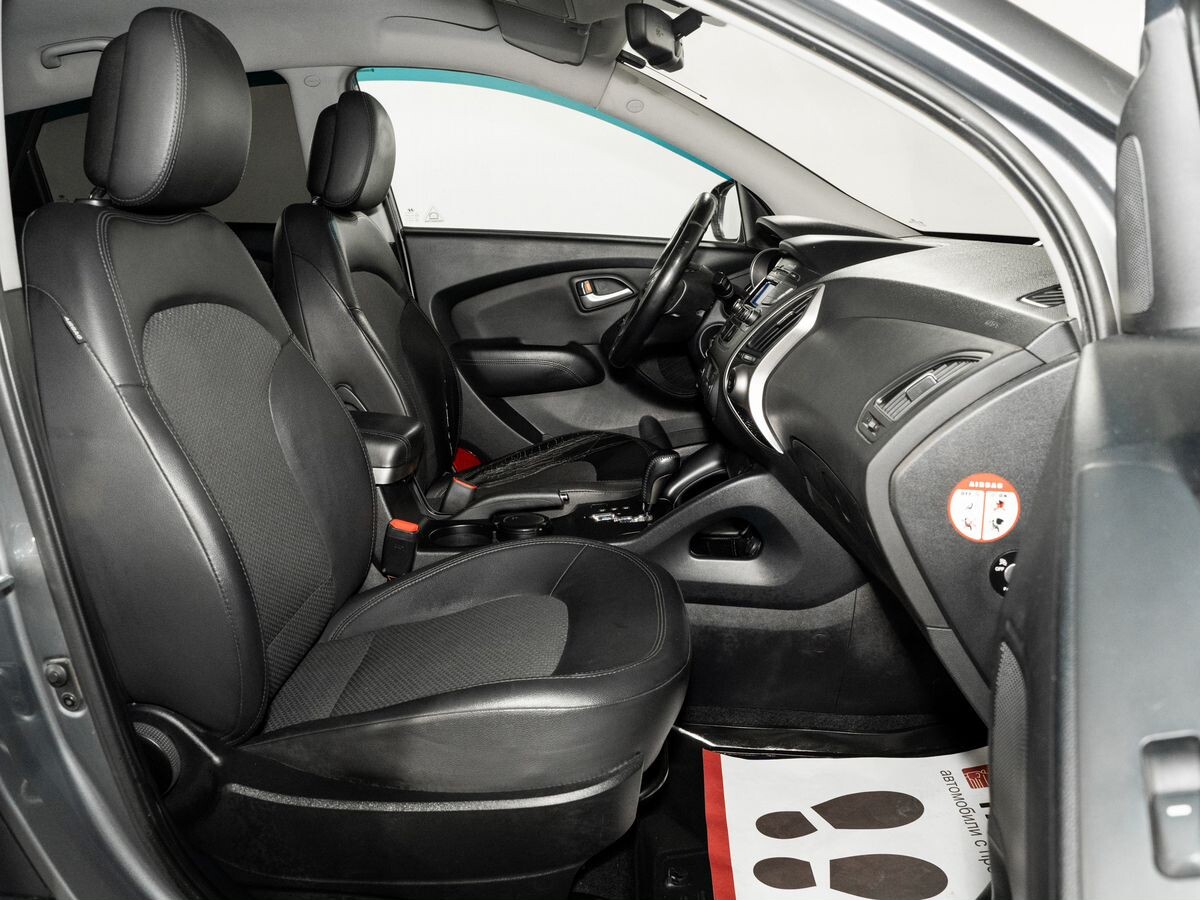 Hyundai ix35 2012 - фото автомобиля