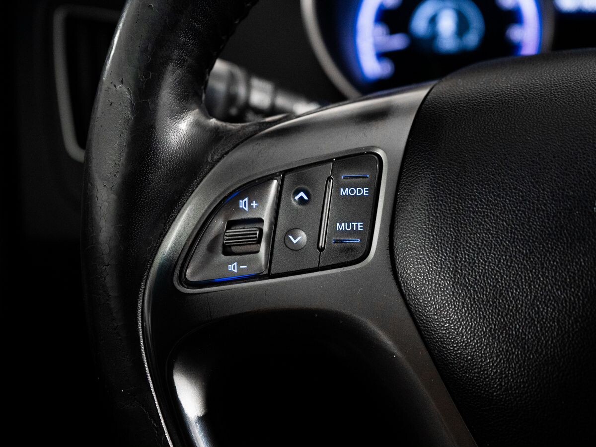 Hyundai ix35 2012 - фото автомобиля