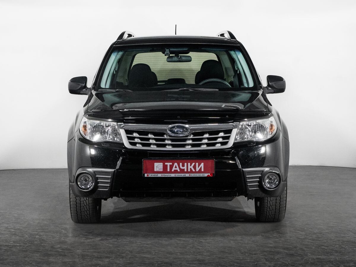 Subaru Forester 2011 - фото автомобиля