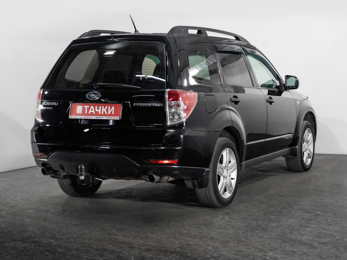 Subaru Forester 2011 - фото автомобиля