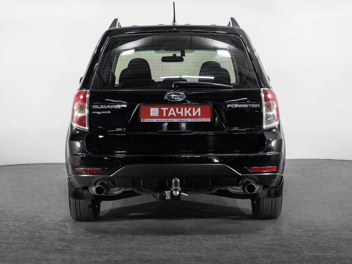 Subaru Forester 2011 - фото автомобиля