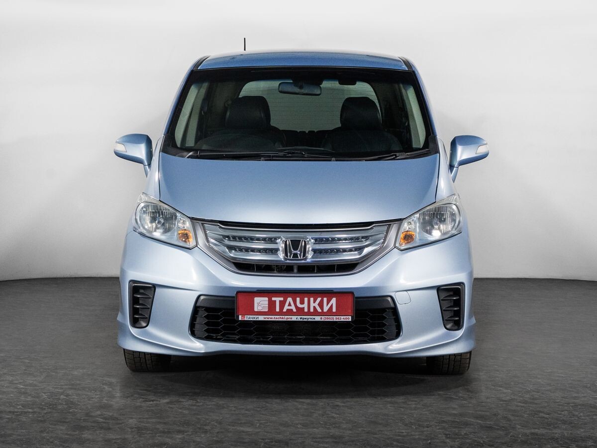 Honda Freed 2012 - фото автомобиля