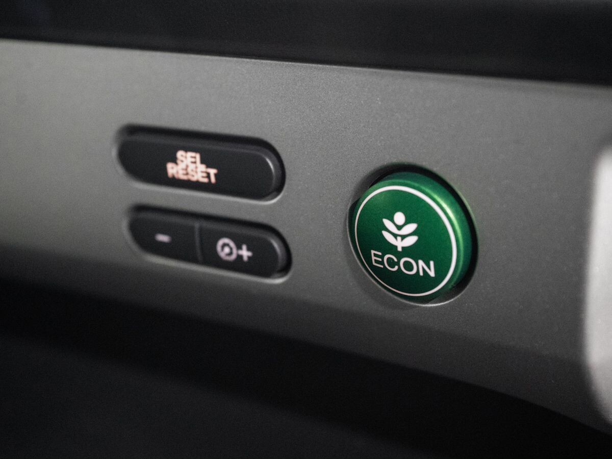 Honda Freed 2012 - фото автомобиля