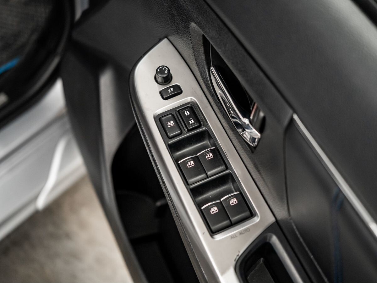 Subaru Levorg 2014 - фото автомобиля