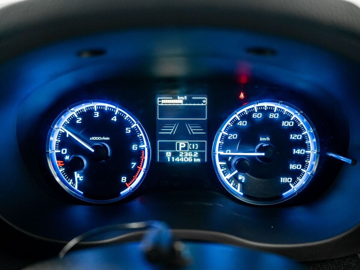 Subaru Levorg 2015 - фото автомобиля