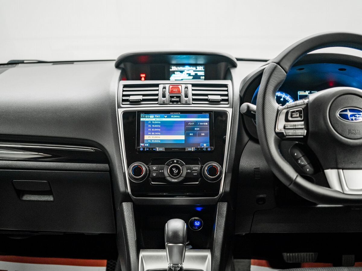 Subaru Levorg 2015 - фото автомобиля