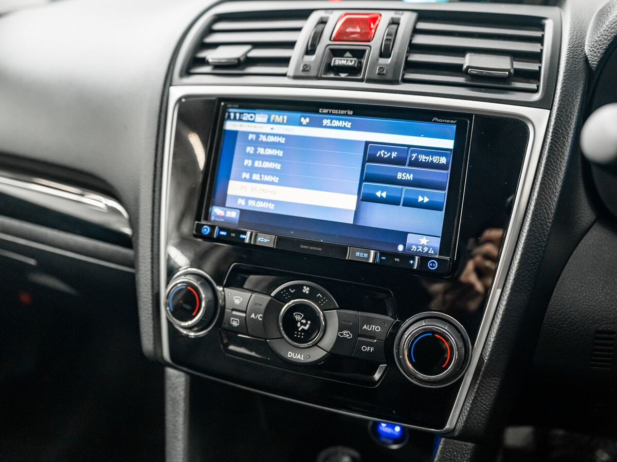 Subaru Levorg 2015 - фото автомобиля