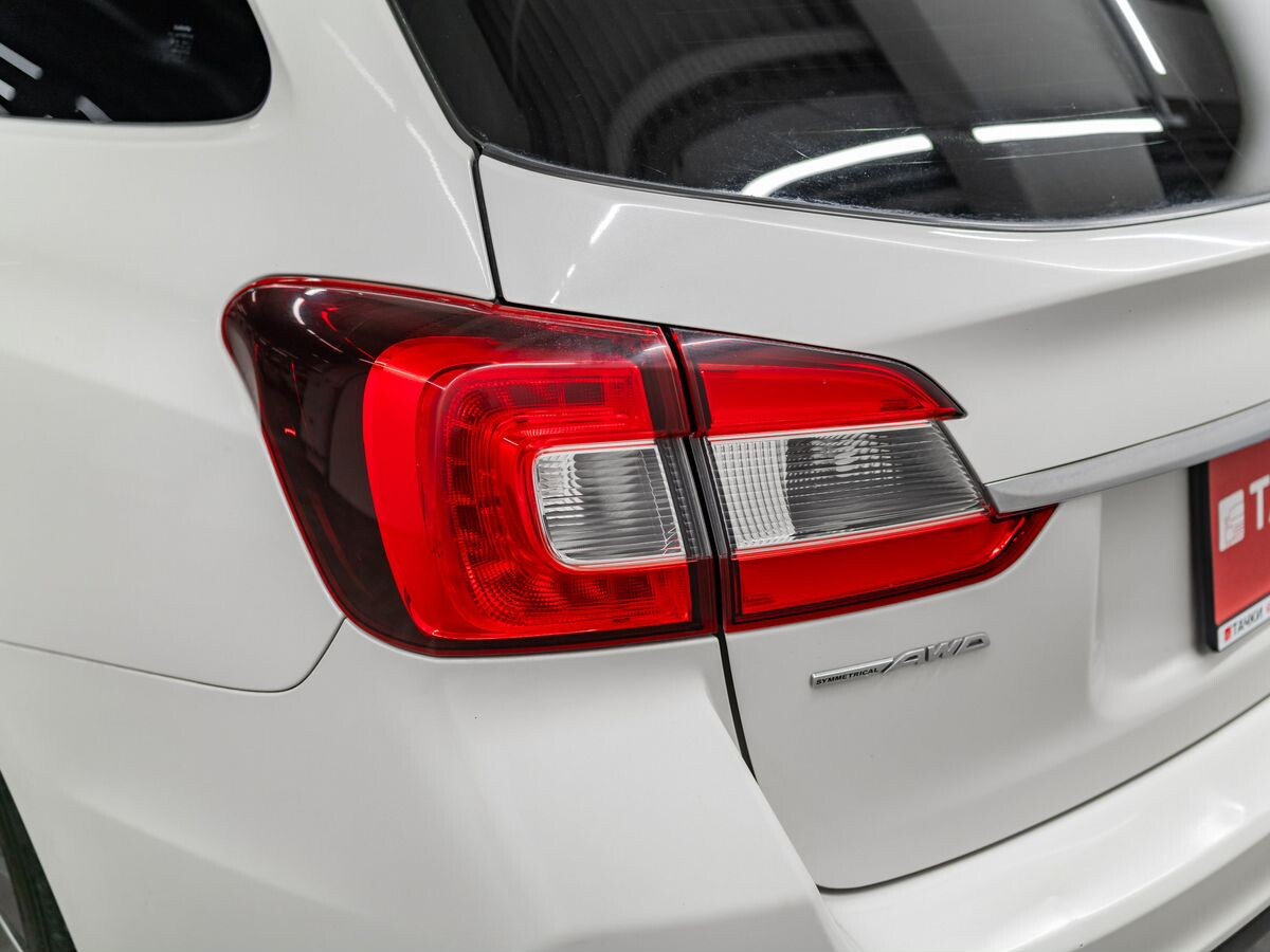 Subaru Levorg 2015 - фото автомобиля