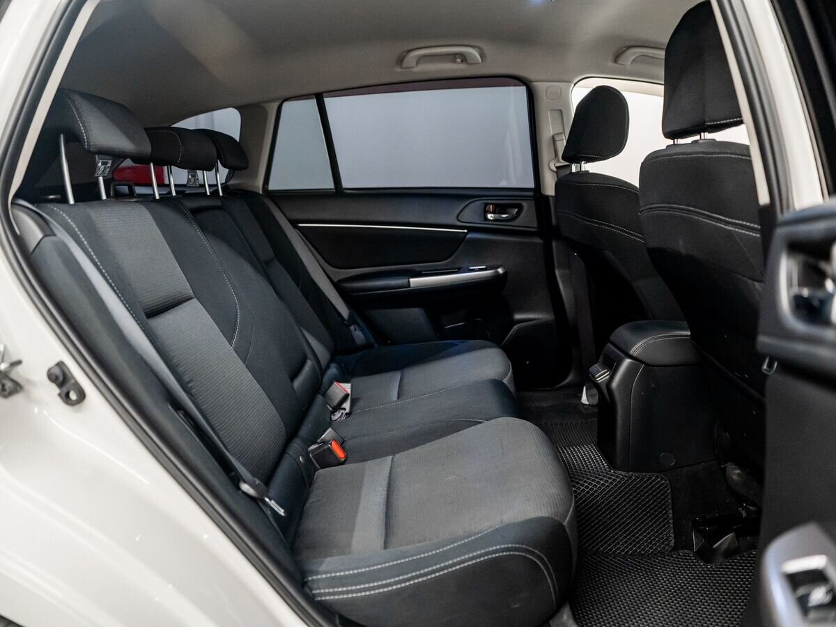 Subaru Levorg 2015 - фото автомобиля