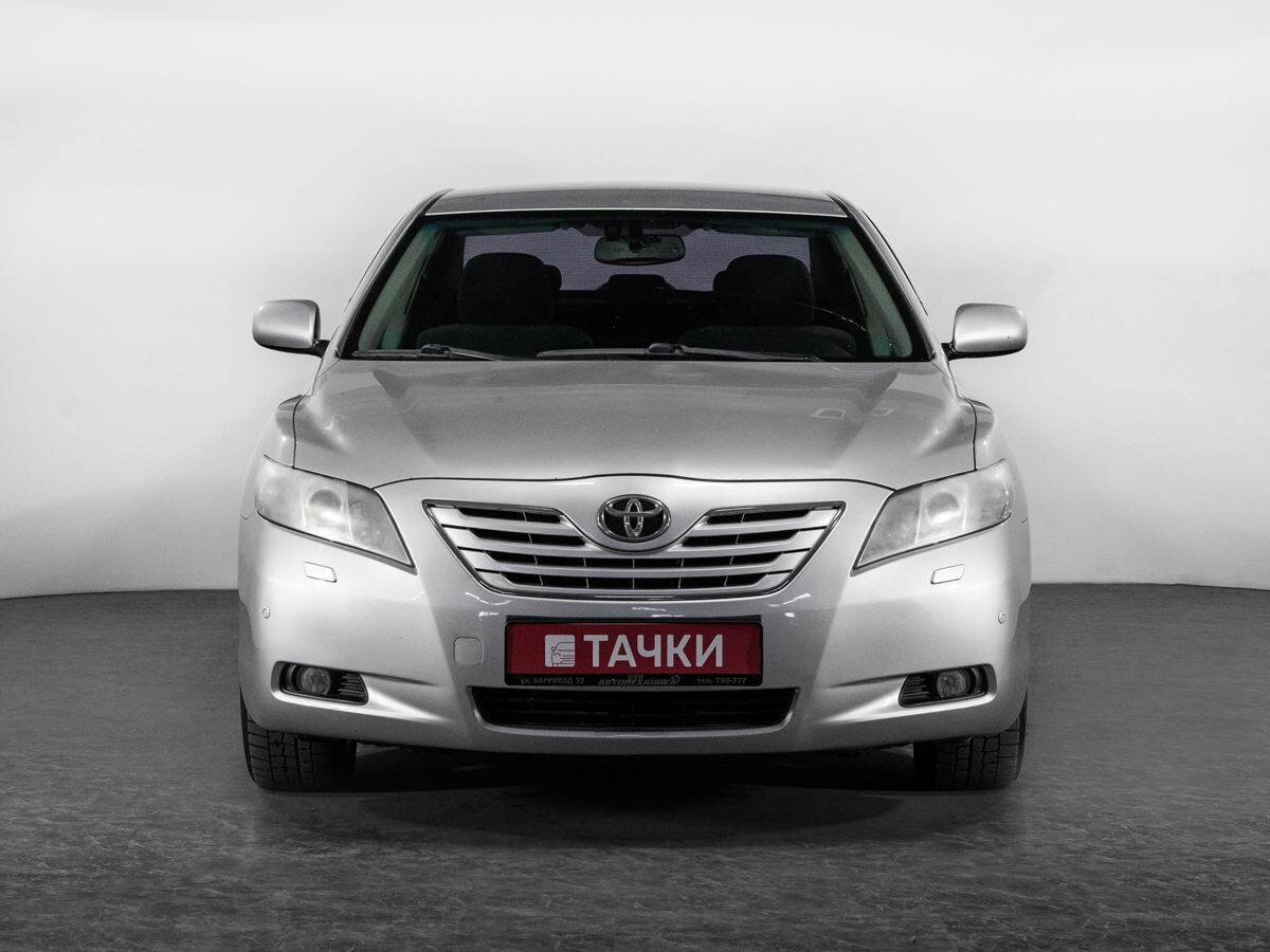 Toyota Camry 2008 - фото автомобиля
