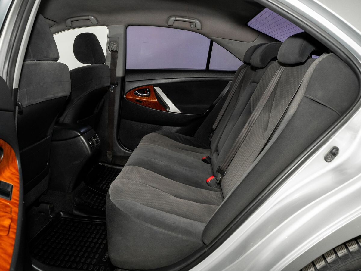 Toyota Camry 2008 - фото автомобиля