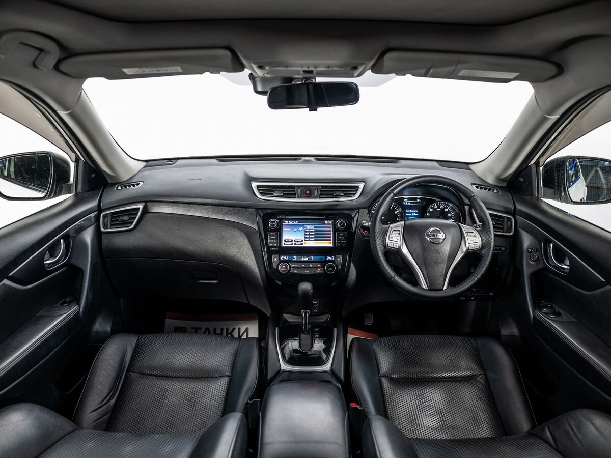 Nissan X-Trail 2016 - фото автомобиля
