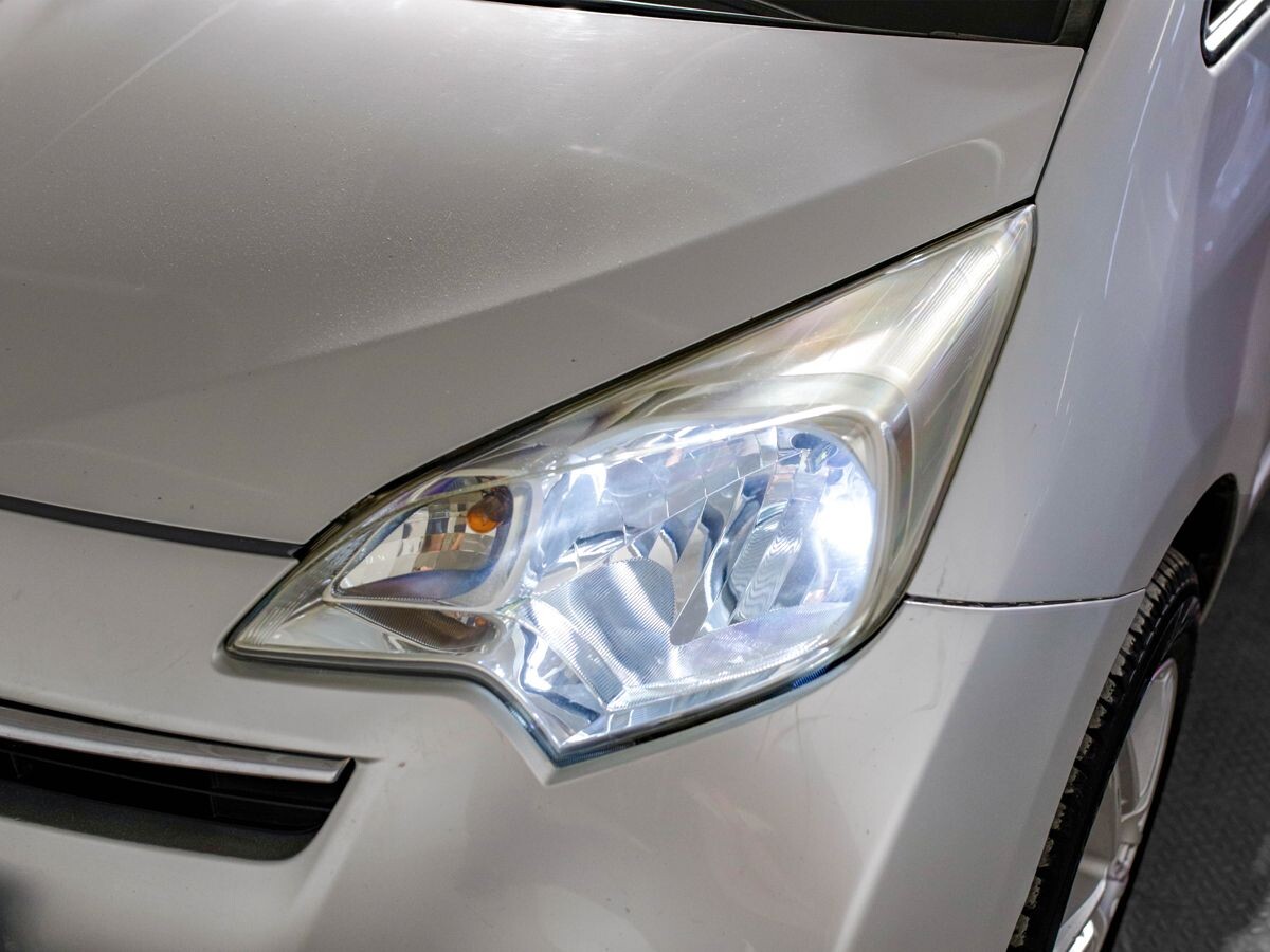 Toyota Ractis 2012 - фото автомобиля