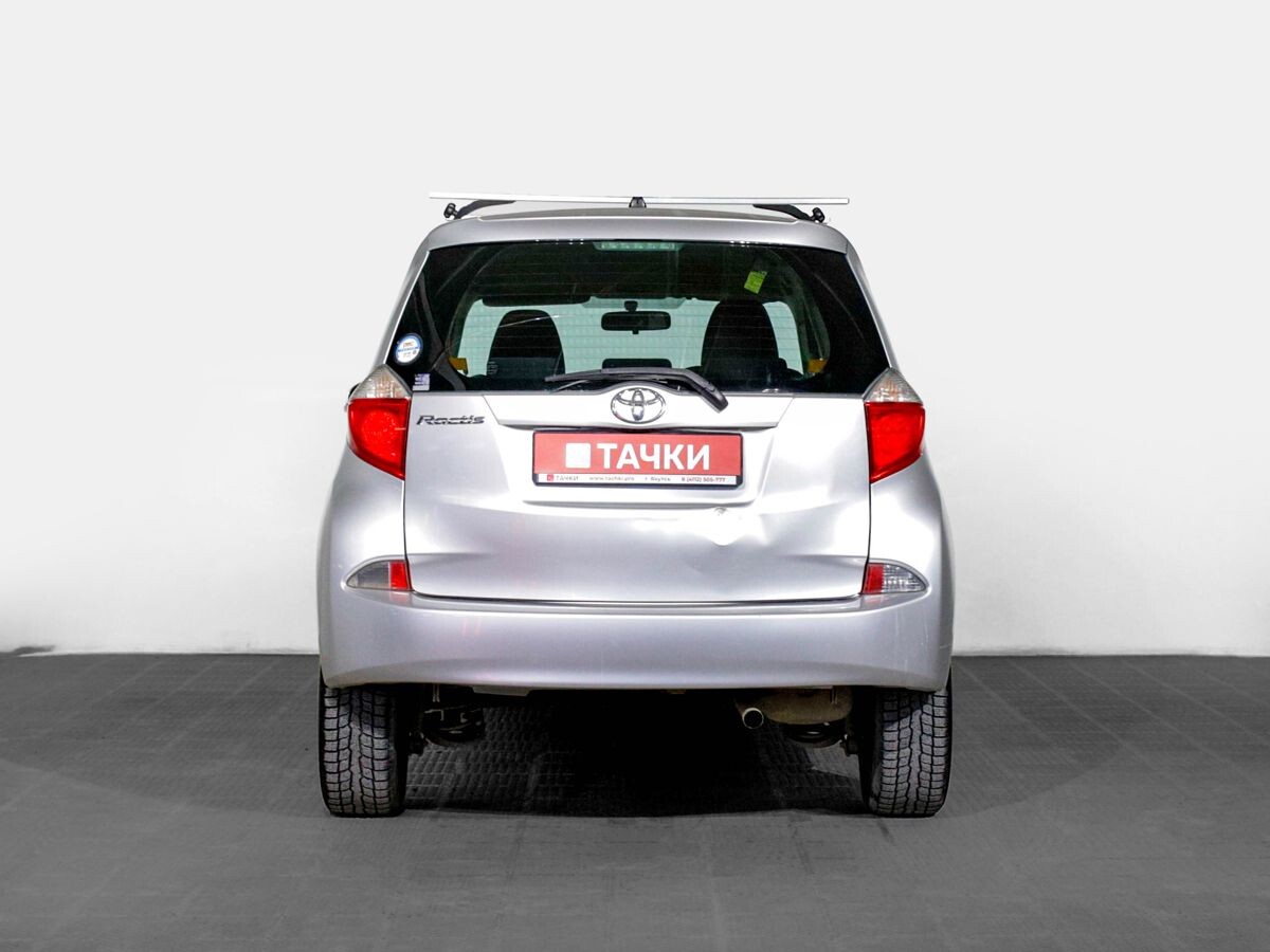 Toyota Ractis 2012 - фото автомобиля