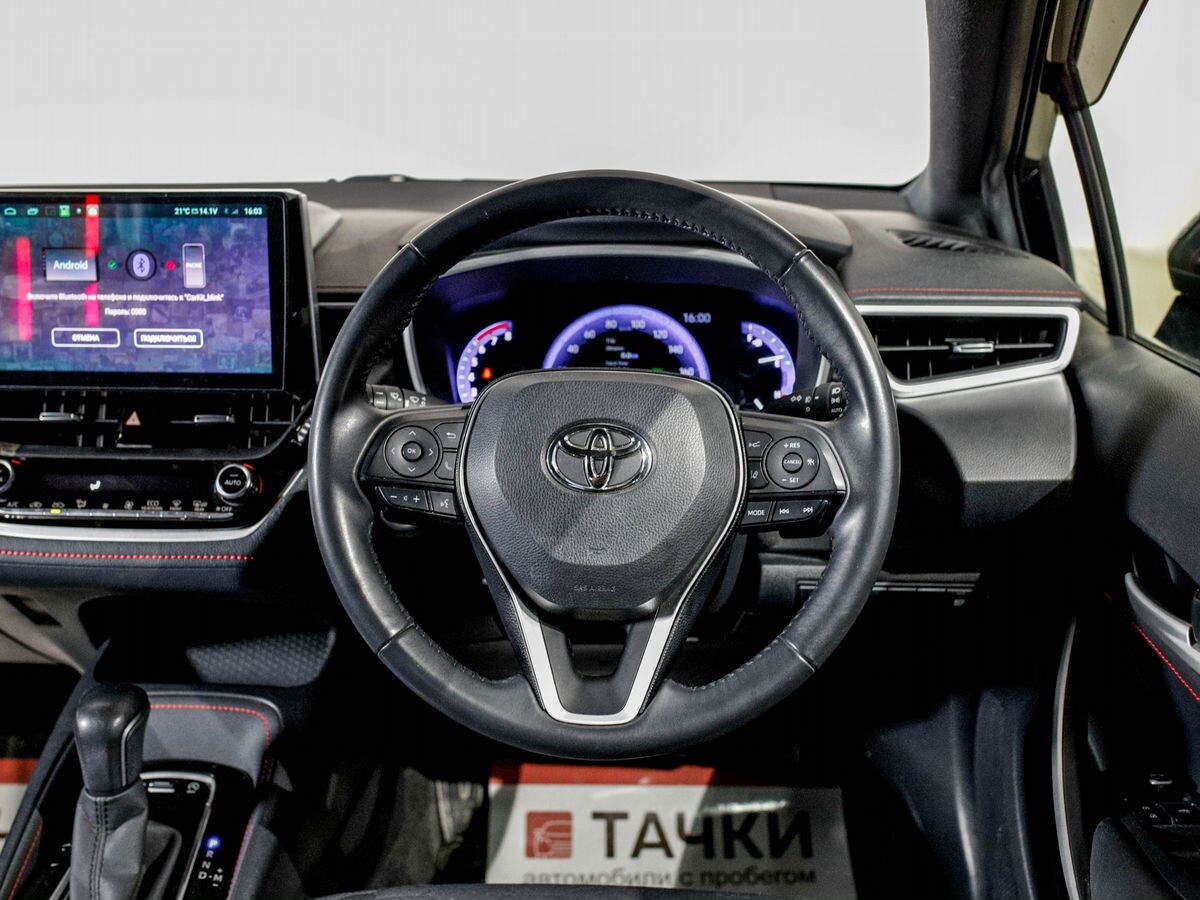 Toyota Corolla 2018 - фото автомобиля