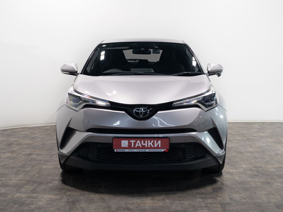 Toyota C-HR 2019 - фото автомобиля