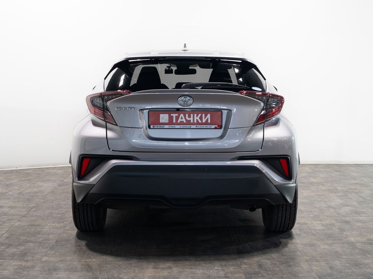 Toyota C-HR 2019 - фото автомобиля