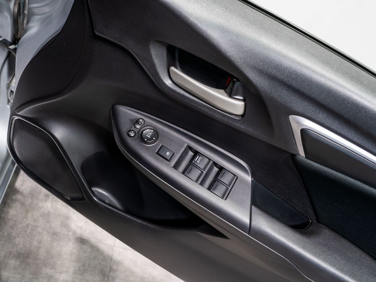 Honda Fit 2013 - фото автомобиля