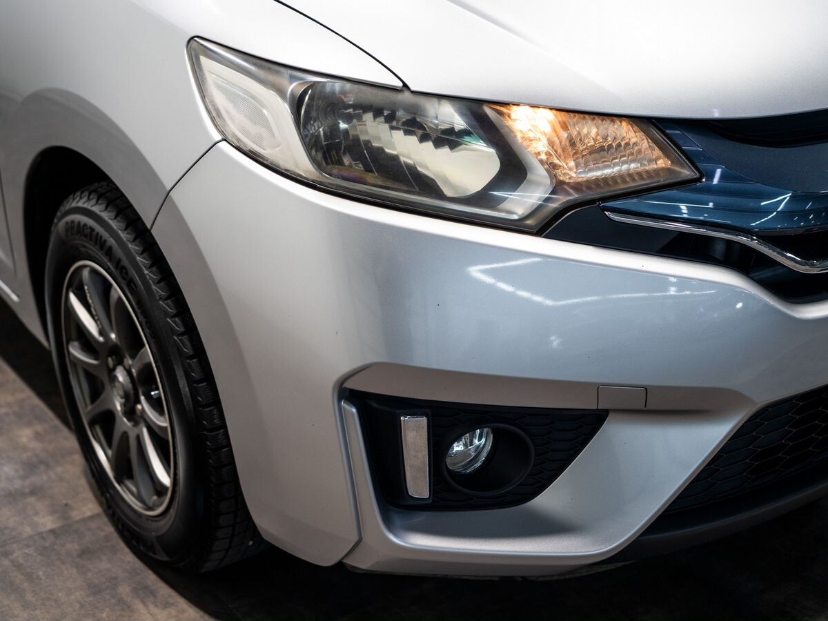 Honda Fit 2013 - фото автомобиля