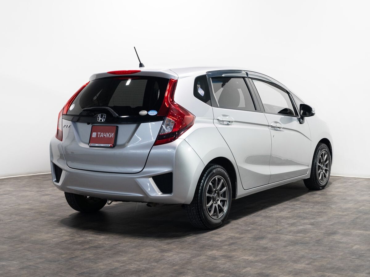 Honda Fit 2013 - фото автомобиля