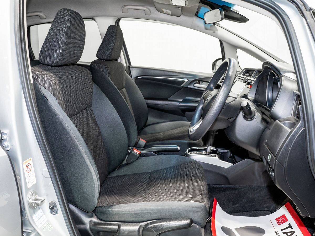 Honda Fit 2013 - фото автомобиля