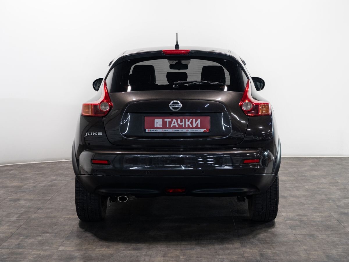 Nissan Juke 2012 - фото автомобиля