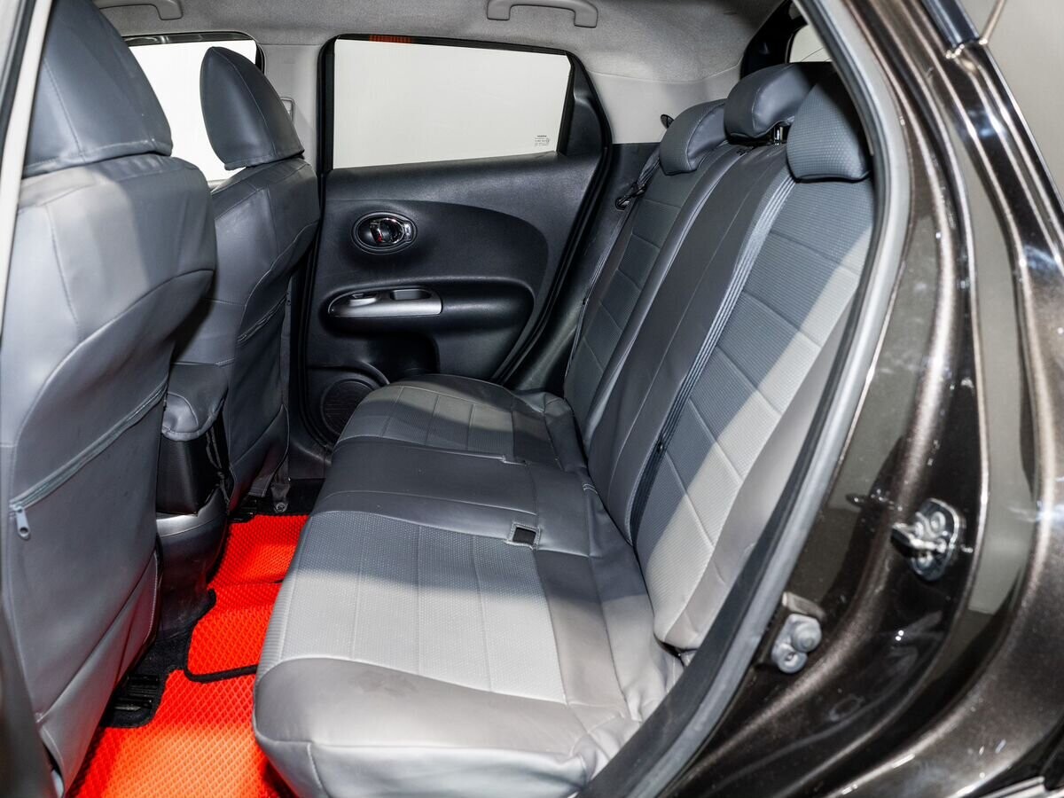 Nissan Juke 2012 - фото автомобиля