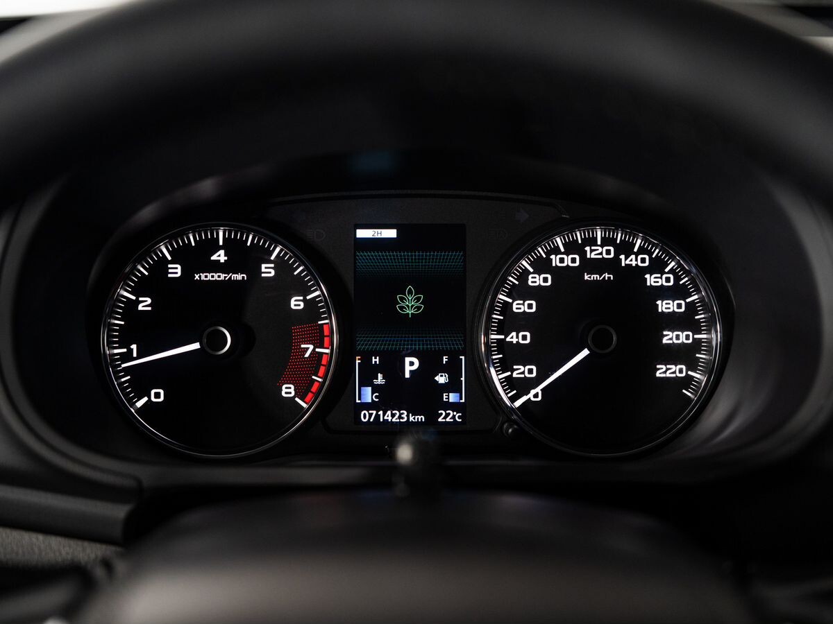Mitsubishi Pajero Sport 2020 - фото автомобиля