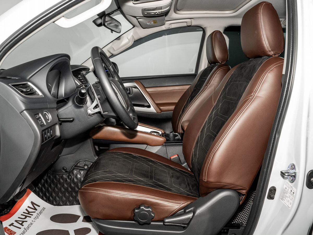 Mitsubishi Pajero Sport 2020 - фото автомобиля
