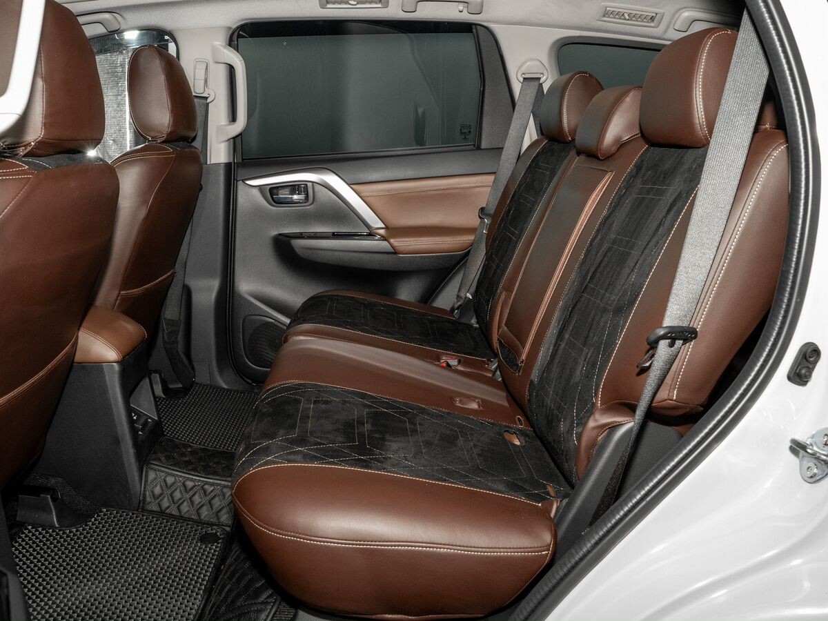 Mitsubishi Pajero Sport 2020 - фото автомобиля