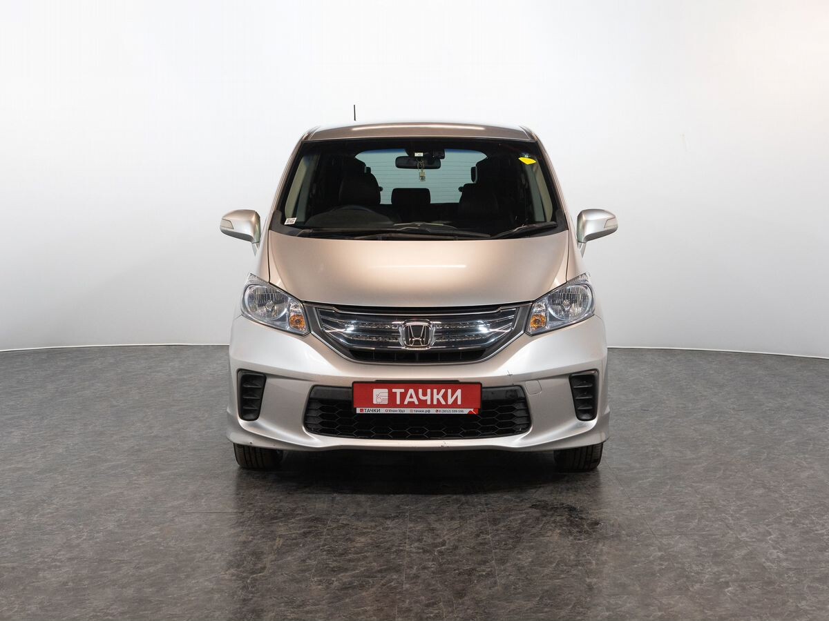 Honda Freed 2012 - фото автомобиля