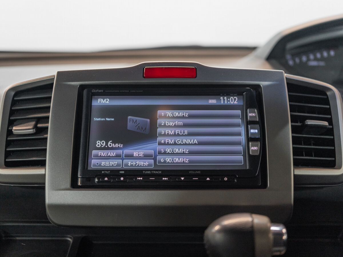 Honda Freed 2012 - фото автомобиля