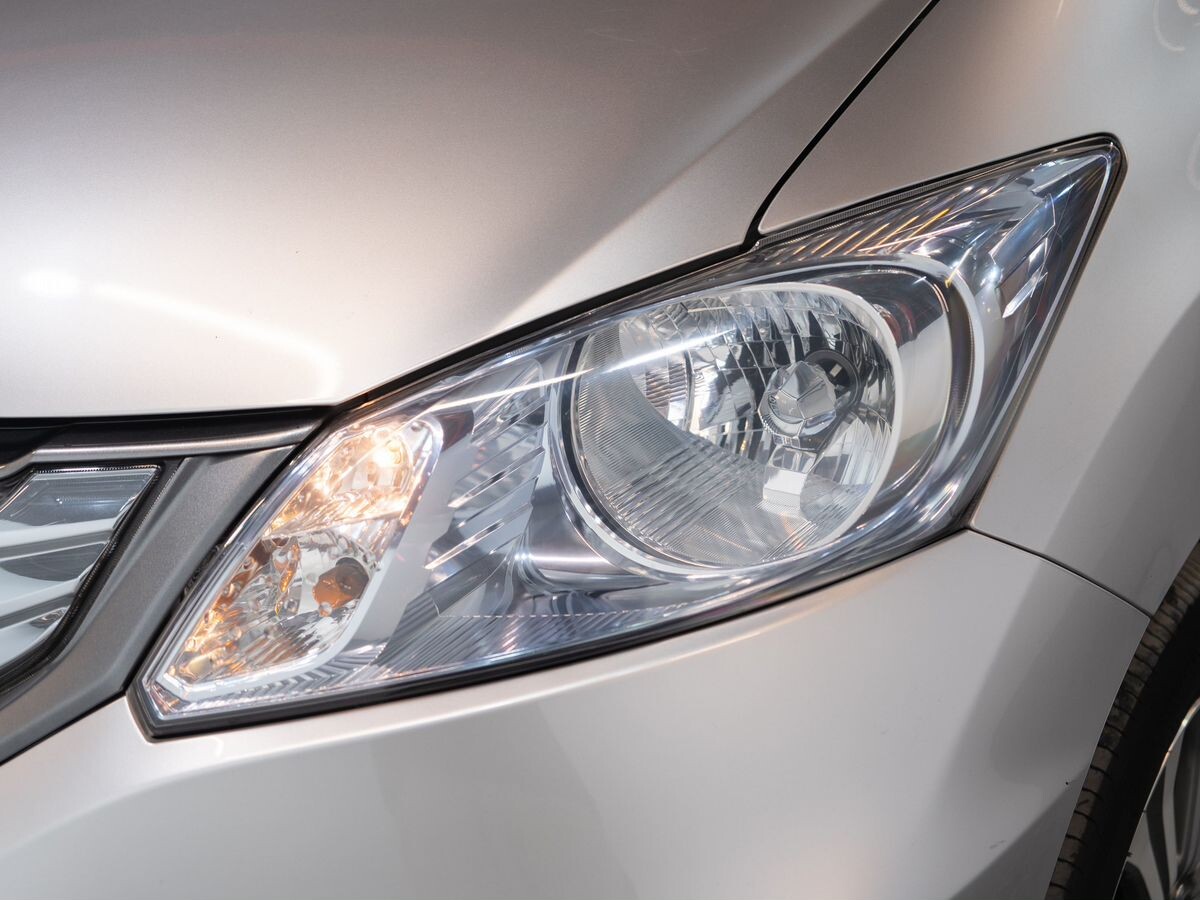 Honda Freed 2012 - фото автомобиля